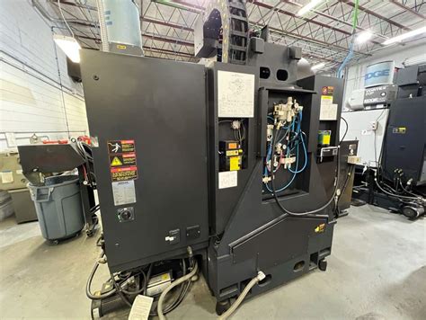 Used Doosan Dnm S Cnc Vertical Machining Center