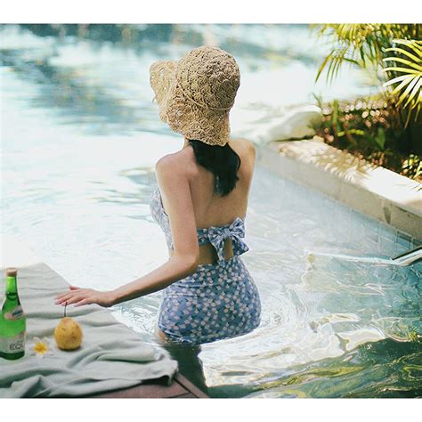Bikini vintage cúc họa mi xanh da trời mộng mơ bikini hai mảnh cúp