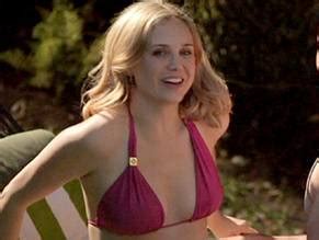 Wilfred Nude Scenes Aznude