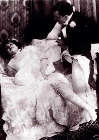 Slutty Retro Babes Banging In Hot Compilation 13 Photos