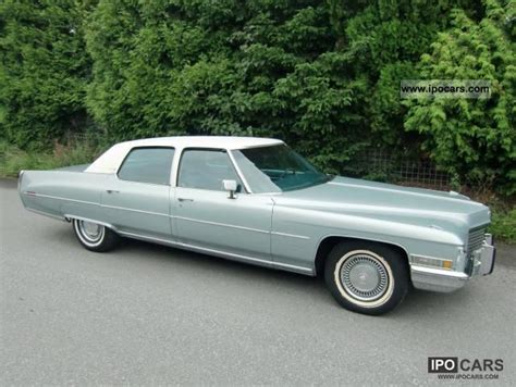 1972 Cadillac Fleetwood Brougham - Car Photo and Specs