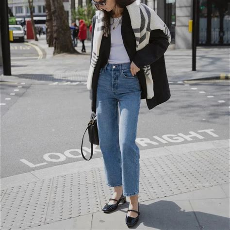 Giày Mary Jane Là Gì Top 8 Cách Phối Giày Mary Jane Hot Nhất 2025