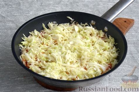 Рецепт: Капуста, тушенная с чечевицей и сладким перцем (на сковороде ...