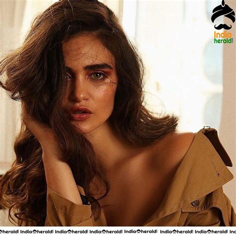 Hot Unseen Photos Of Gabriella Demetriades Set 2