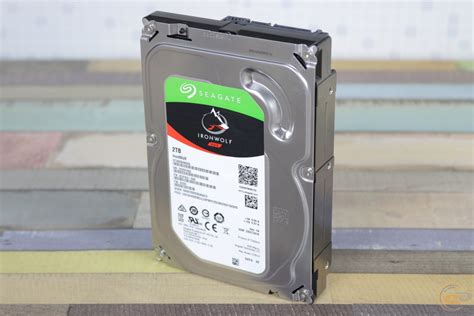 Обзор и тестирование HDD Seagate IronWolf (ST2000VN004): 2 терабайта ...