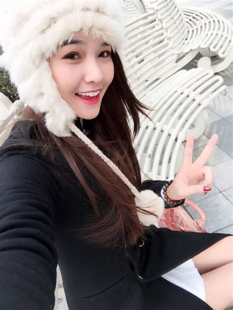 Hot Girl Sinh N M Ai M I L Ng I Xinh P Nh T