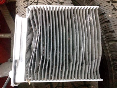 Заменил салонный фильтр — Lada Ларгус, 1,6 л, 2015 года | расходники ...