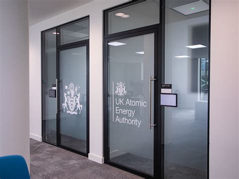 UKAEA Offices : McLaughlin & Harvey