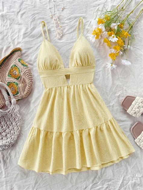 Soleia Holiday Casual Halter V Neck Backless Light Yellow Dresssummer