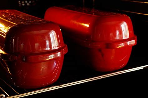 Нужно ли разогревать колпак для выпечки хлеба