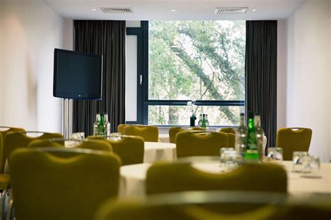 Park Plaza Cardiff from £99. Cardiff Hotels - KAYAK