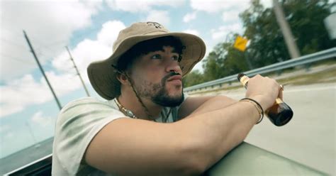 Bad Bunny Hitchhikes Naked In The Moscow Mule Video Trendradars Latest