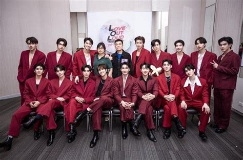 Pin By Nqnnn On Q Cute Gay Couples Asian Actors Cute Gay