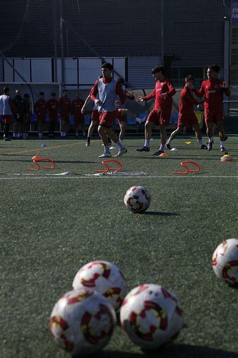 La UD Ourense, a terminar la Liga invicto en O Couto