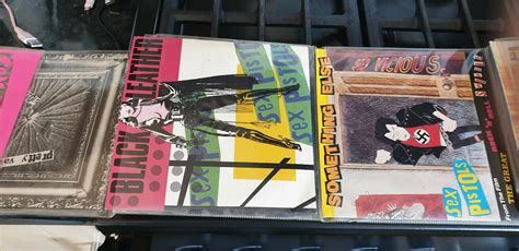 Popsike THE SEX PISTOLS GOD SAVE THE QUEEN UK ISSUE EXCELLENT Auction Details