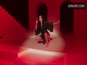 SAVAGE X FENTY SHOW NUDE SCENES AZNude