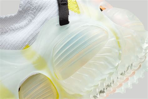 Nike introduces a new sustainable and circular product: ISPA Link Axis ...