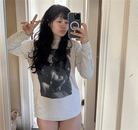 Yhivi does Beautiful Like Nobody Else Can 🍆💦😍 [Dec. 2023] : r/fka_Yhivi