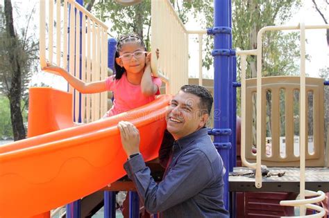 Divorced Dad With His 5 Year Old Brunette Latina Daughter Play In The Park Games And Spend
