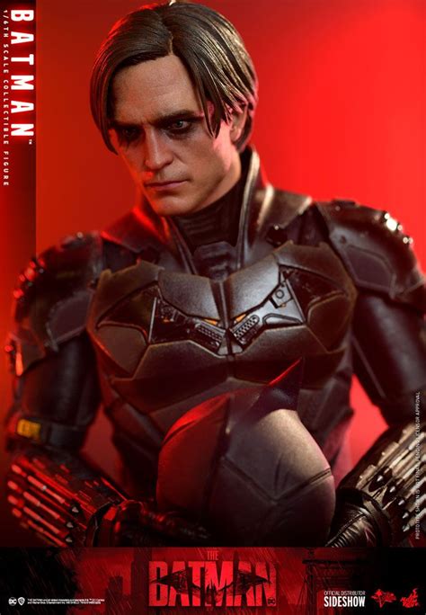 The Batman Hot Toys Releases A Robert Pattinson Batman Bat Signal