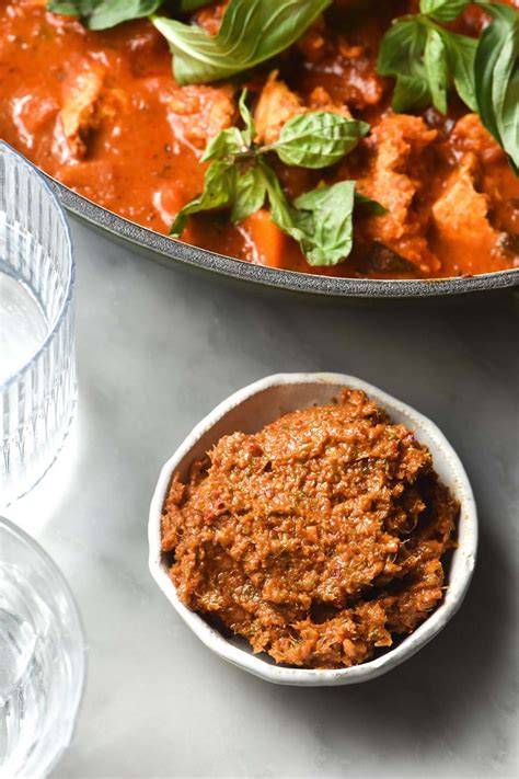 Low FODMAP Thai Red Curry Paste George Eats