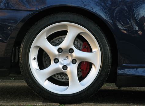 Porsche 996 C4s Coupe Hendon Ways Motors