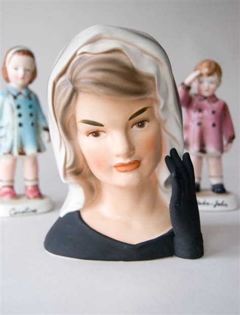 NAKED NYINGKAP Kelly Kelly Jeans Belen Gloria Vanderbilt Movie Costumes