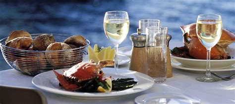 3 Best Restaurants on the Water in Yarmouth MA