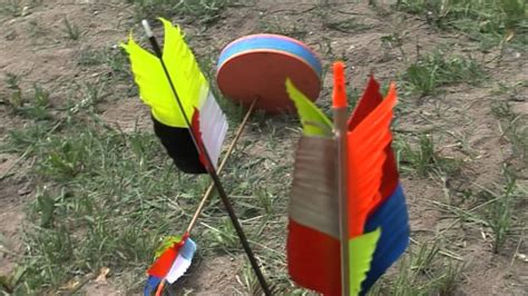 Стрельба из лука влет - YouTube