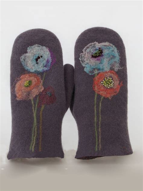 Шерстяные Варежки Вещи Свалены Лучшая Фото Подборка