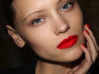 Ideas De Red Lips Nude Eyes Peinados Belleza Pelo