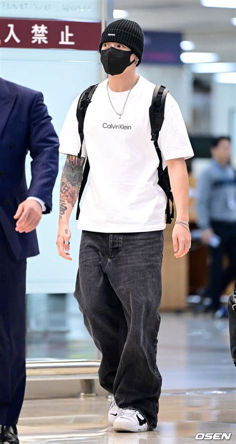 2023 10 20 Jungkook Arrived At Gimpo Airport South Korea Mens Outfits