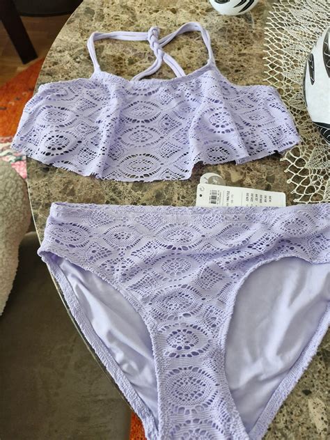 Lila bikini storlek 146 152 Köp på Tradera 690843107