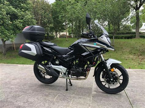 Moto Voyager 200 Panama - Mtechlatinamerica