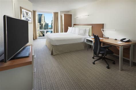Guest Guide for SpringHill Suites Chicago Downtown/River North 22