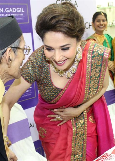 Madhuri Dixit Latest Sexy Hot Saree Photos Pics Images Spicy Ammayi