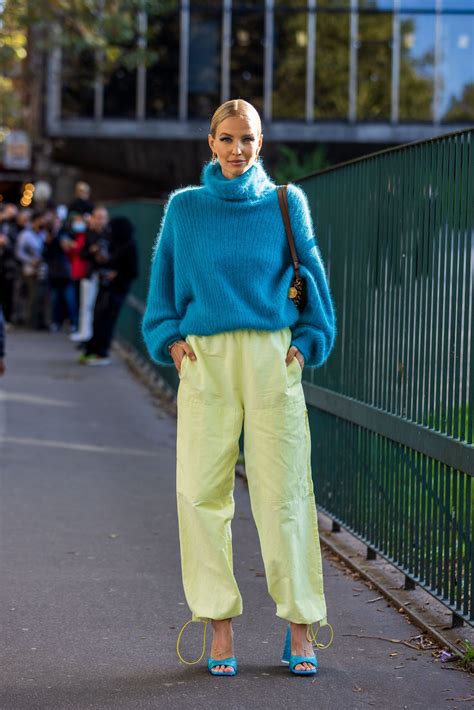 You ve been waiting patiently paris street style is finally here to
