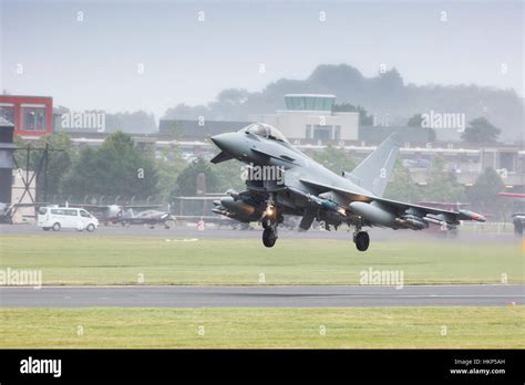 Fighter Jet Taking Off Stock Photo Alamy