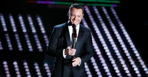 Buon compleanno a Tiziano Ferro il cantante che partendo da Latina è riuscito a conquistare il