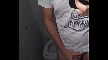 Tocandome Hasta Venirme XVIDEOS