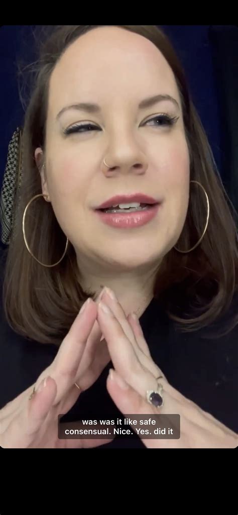 Is Whitney Engaged Peep The Ring Finger From Her Sex Q A Today R Mybigfatfabulouslife