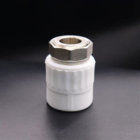 Муфта 25х1" полипропиленовая комбинированная с накидной гайкой ...