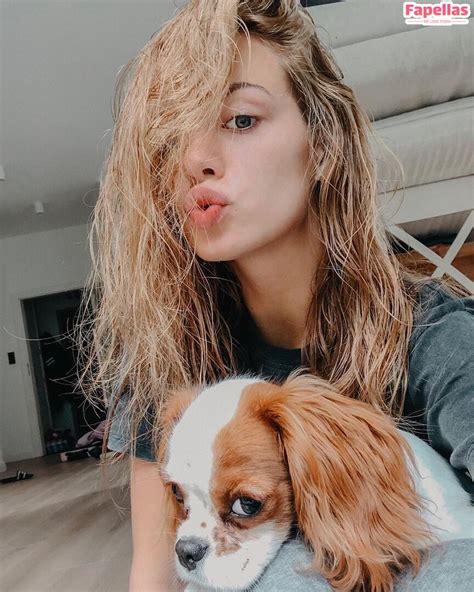 Wiktoria Gąsiewska aka wiktoria gasiewska Nude Leaks Fapellas