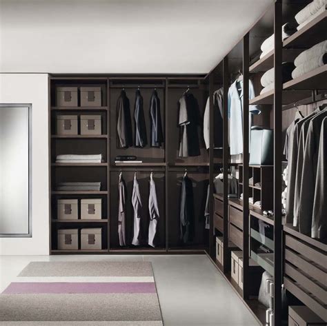 Fitted Walk In Wardrobes Small Walk In Wardrobes Ideas London