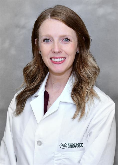 Kayla Gayle, FNP-BC - Cool Springs