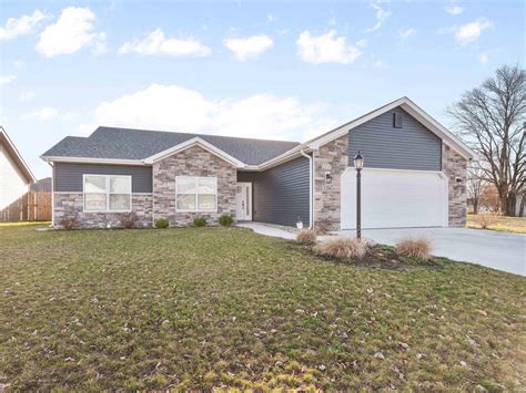 1206 Allen St, Roanoke, IN 46783 - See Est. Value, Schools & More