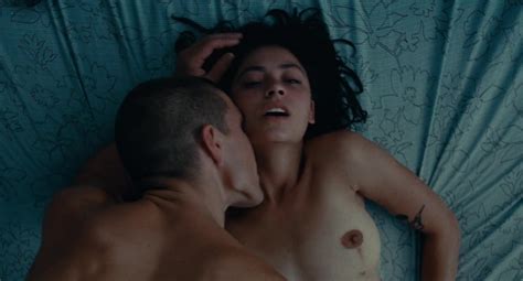 Nude Video Celebs Blu Hunt Nude The Dead Thing