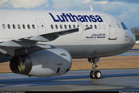 D Aise Lufthansa Airbus A Photo By Dt Spotting Team Id