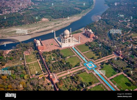 taj mahal aerial view aerial view   taj mahal  yamuna river