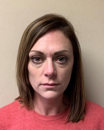 Tupelo Woman Charged With Home Burglary Crime And Law Enforcement